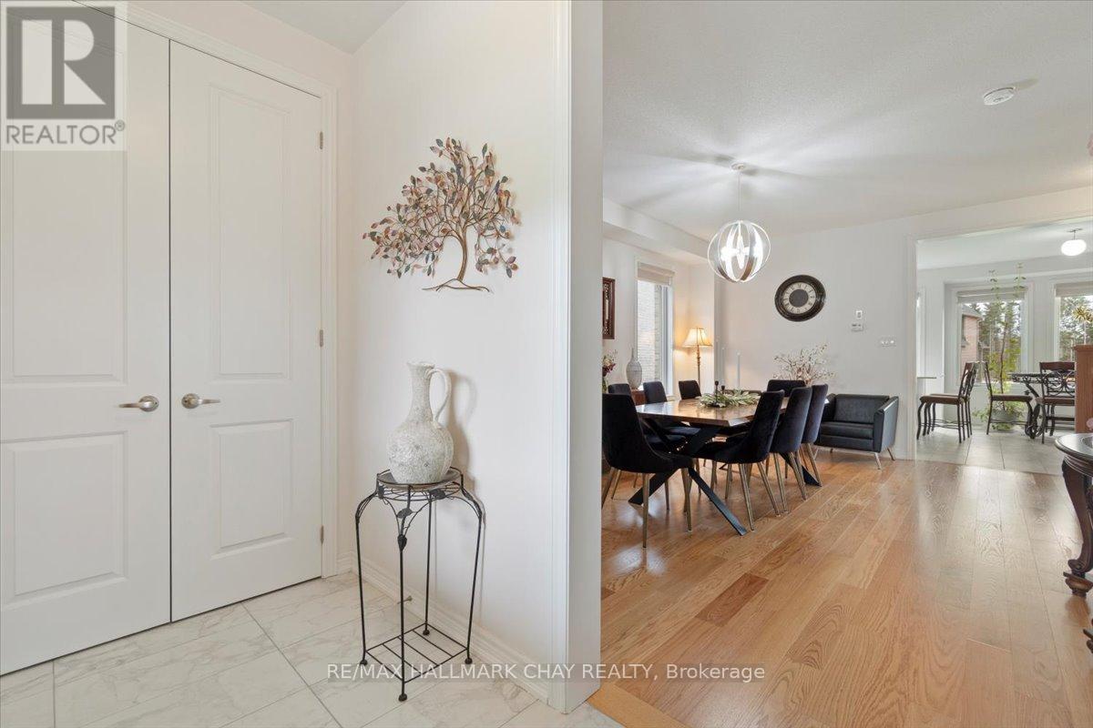 99 Baycroft Boulevard, Essa (Angus), Ontario  L3W 0L9 - Photo 6 - N12151270