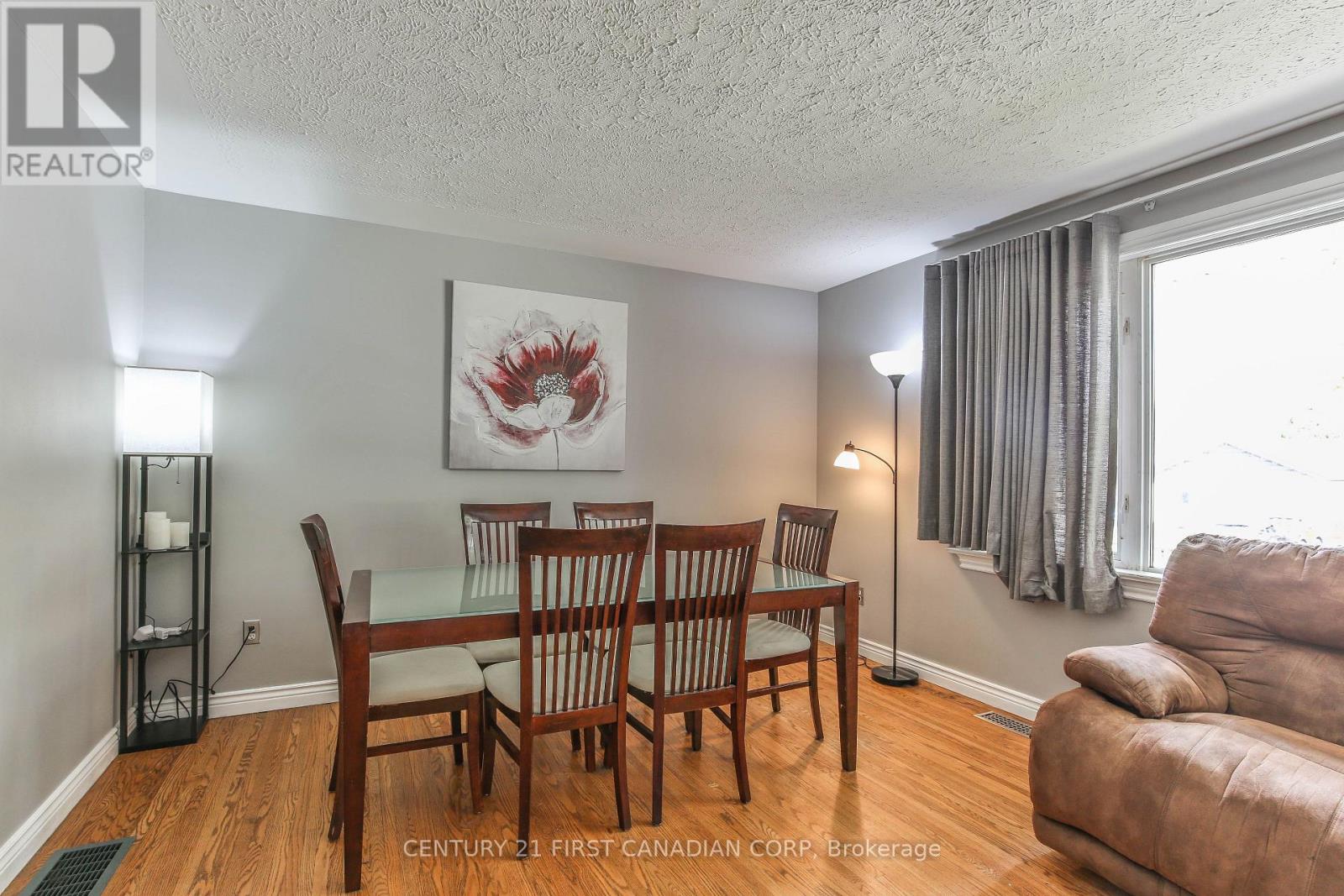91 Langarth Street, London South, Ontario  N6H 1P5 - Photo 11 - X12151456