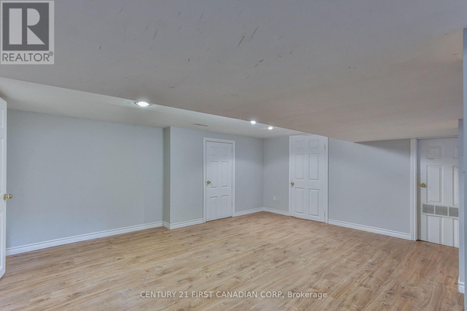 91 Langarth Street, London South, Ontario  N6H 1P5 - Photo 23 - X12151456