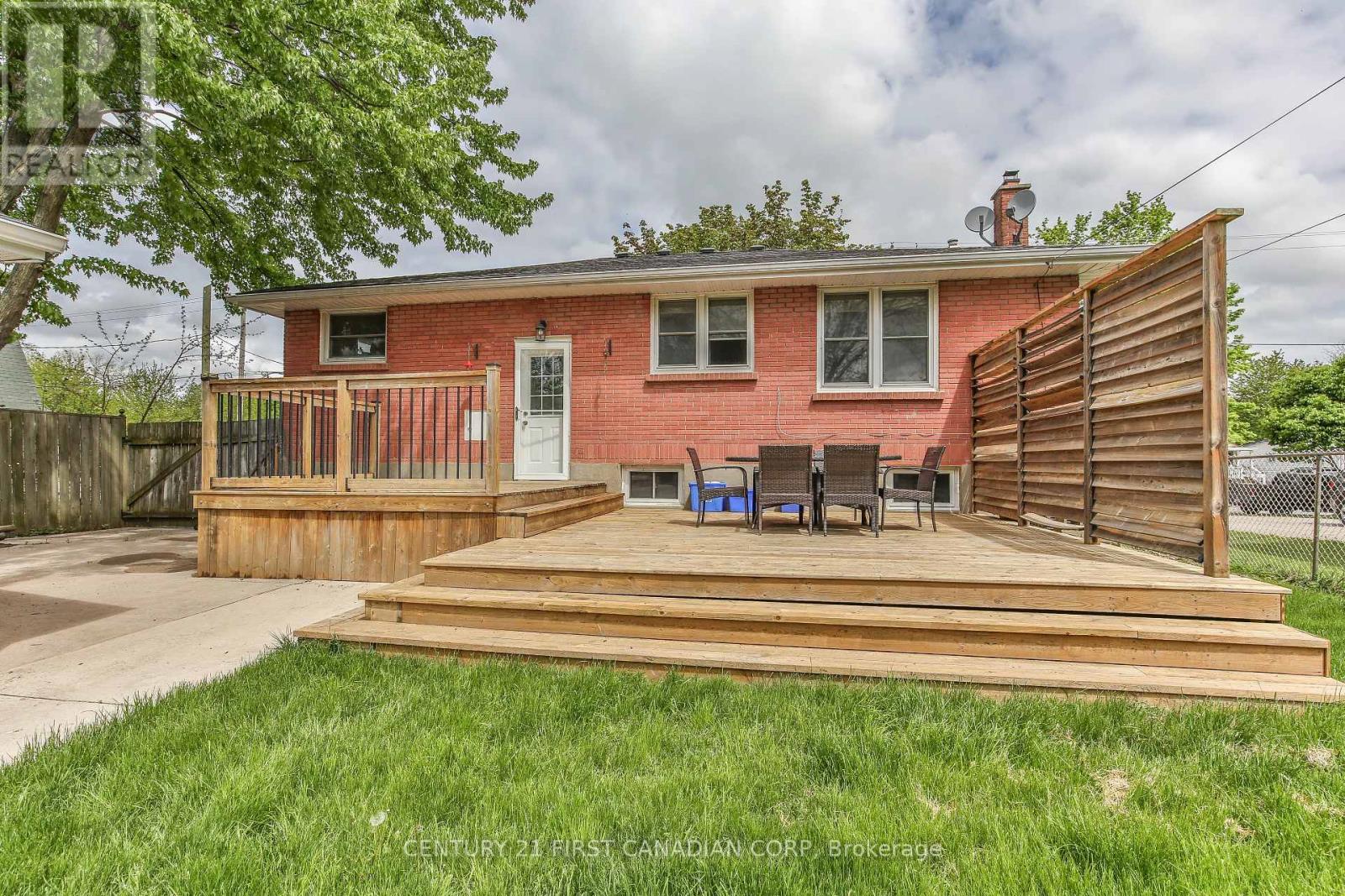 91 Langarth Street, London South, Ontario  N6H 1P5 - Photo 29 - X12151456