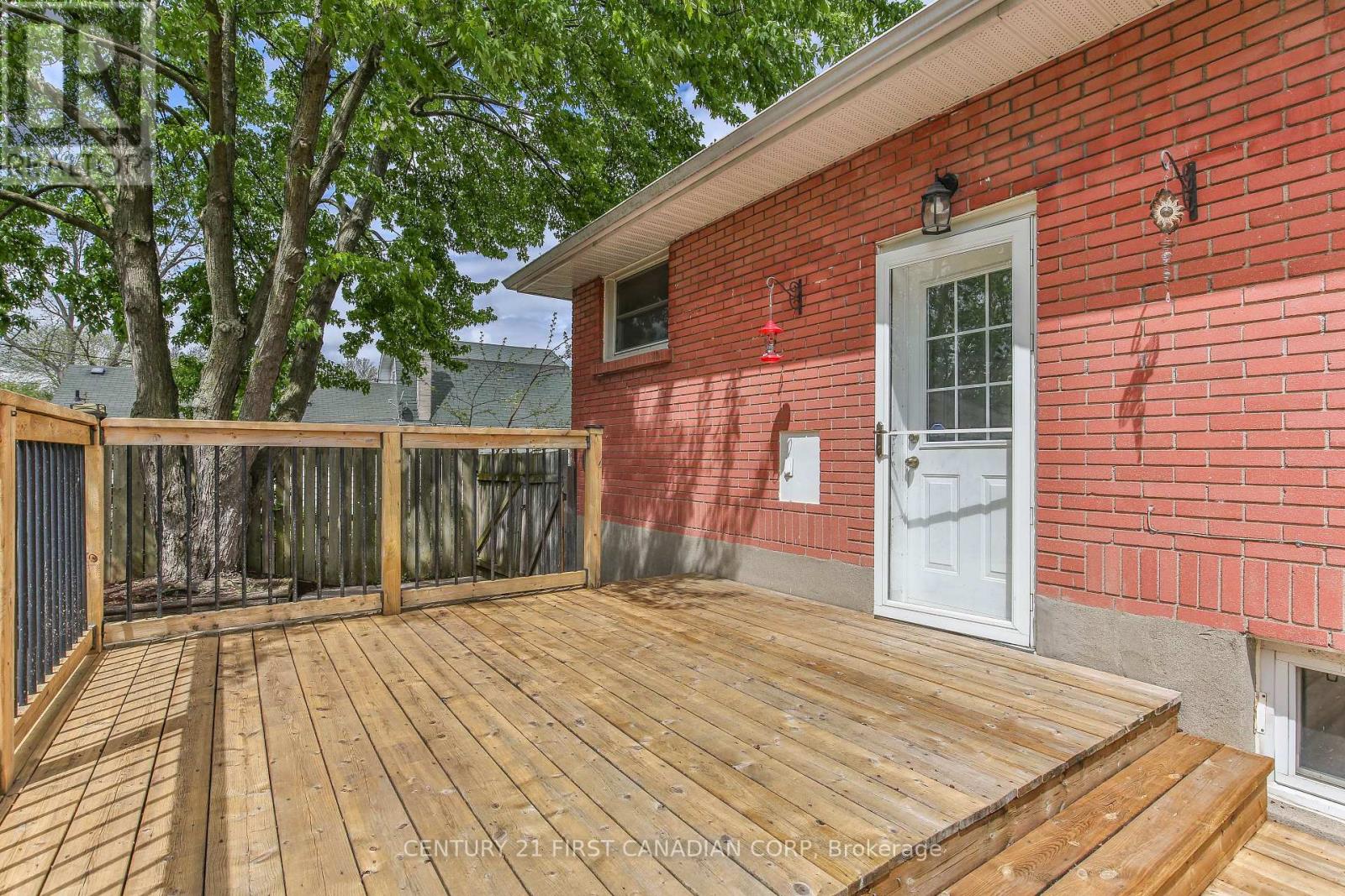 91 Langarth Street, London South, Ontario  N6H 1P5 - Photo 30 - X12151456