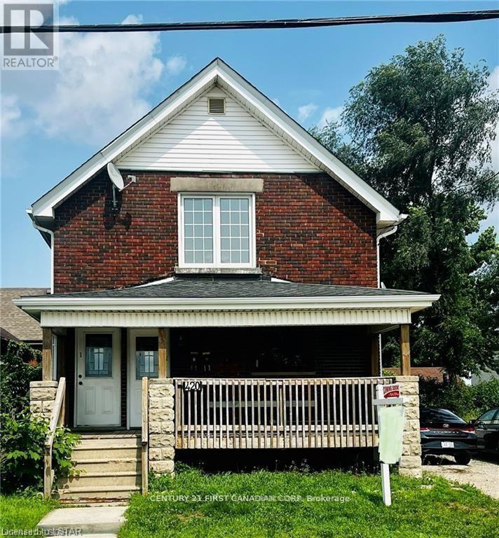 Property at 420 EGERTON STREET image 3