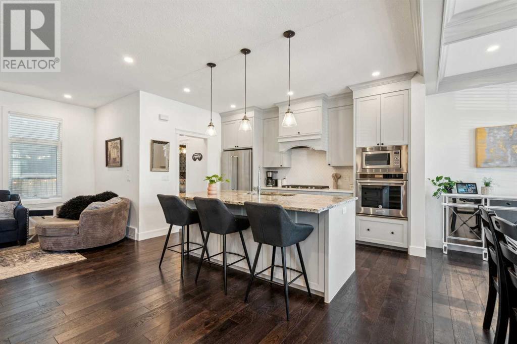 Property at 2607 26 Avenue SW image 1