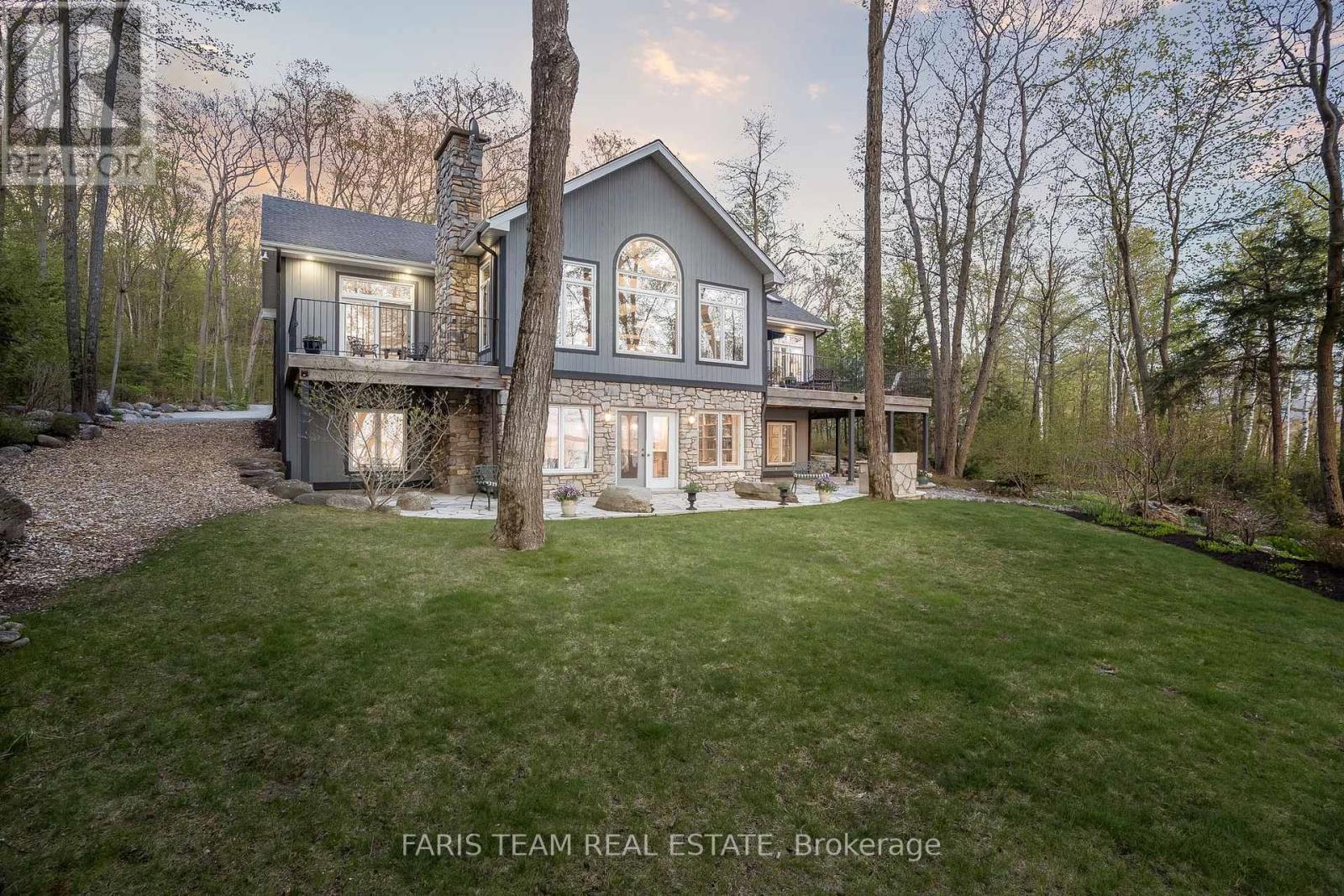 230 Melissa Lane, Tiny, Ontario  L9M 0K9 - Photo 1 - S12151256