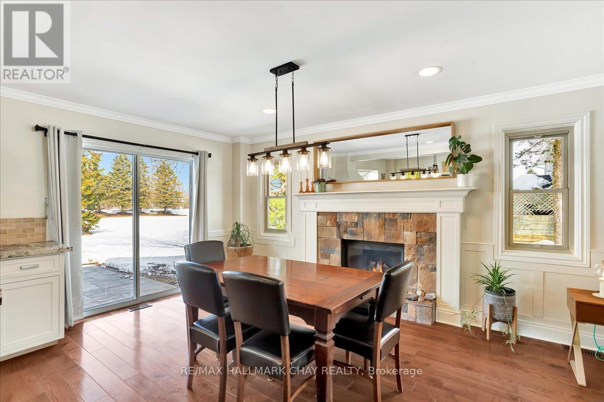 24 Martine Crescent, Oro-Medonte, Ontario  L0L 2L0 - Photo 7 - S12151324