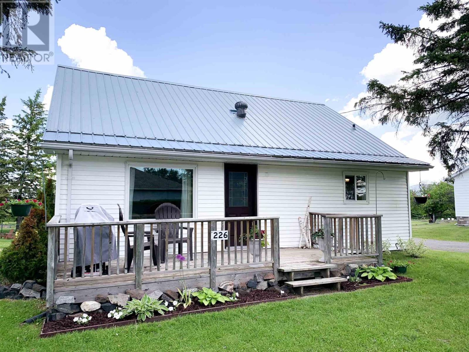 226 Front St, Emo, Ontario  P0W 1E0 - Photo 27 - TB251010