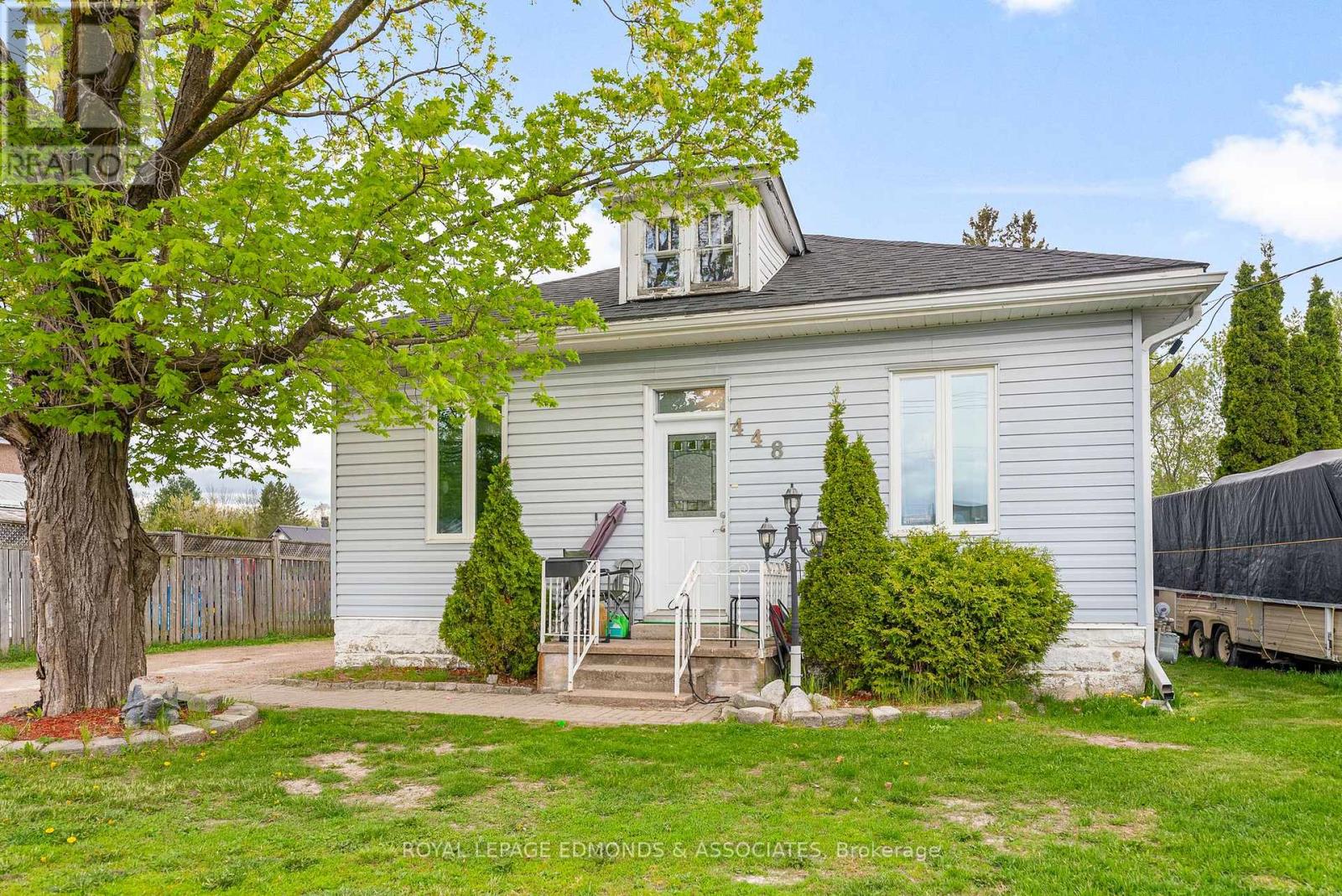448 Eganville Road, Pembroke, Ontario  K8A 4E2 - Photo 1 - X12151521