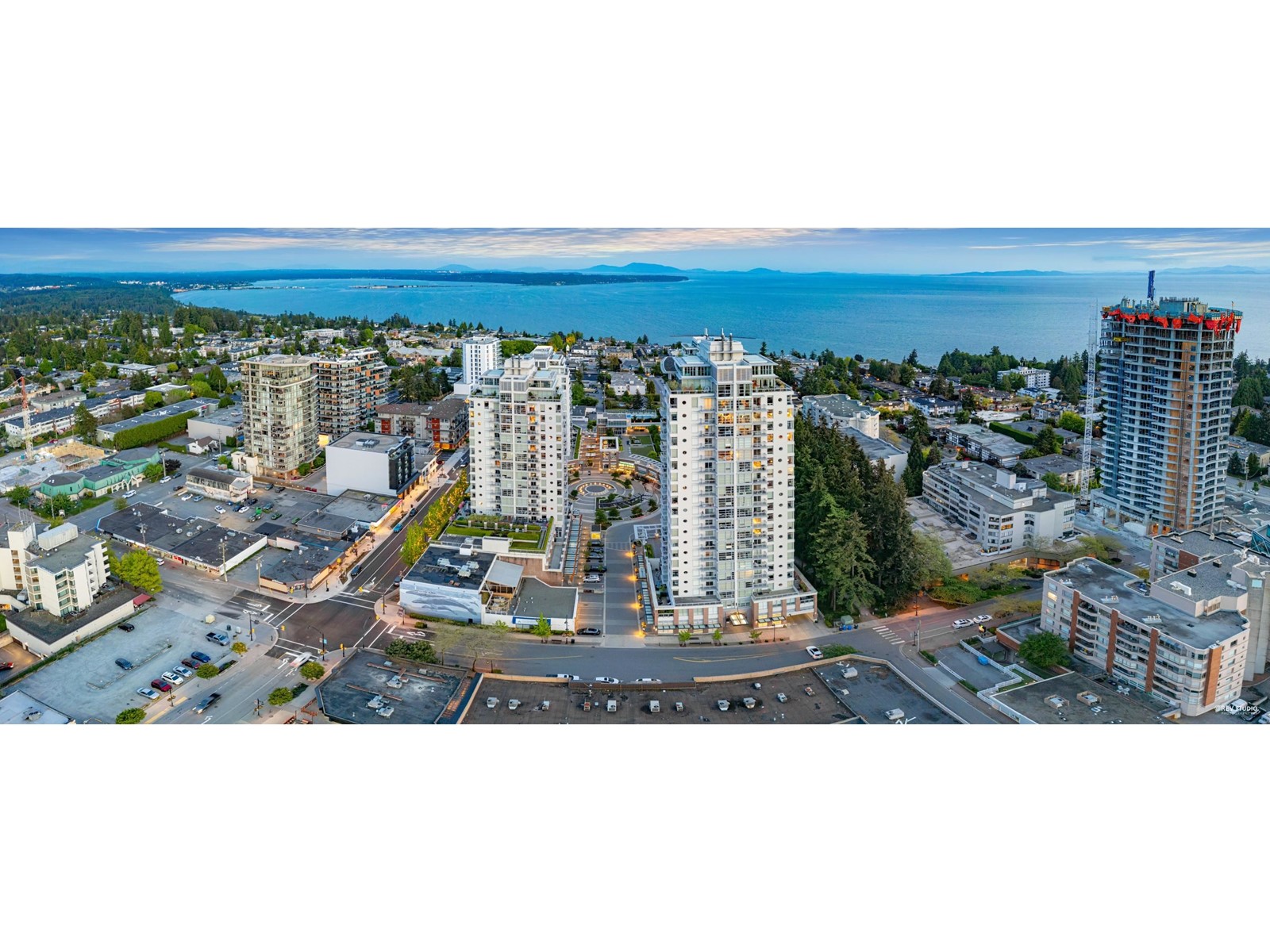 1904 15152 Russell Avenue, White Rock, British Columbia  V4B 0A3 - Photo 6 - R2999737