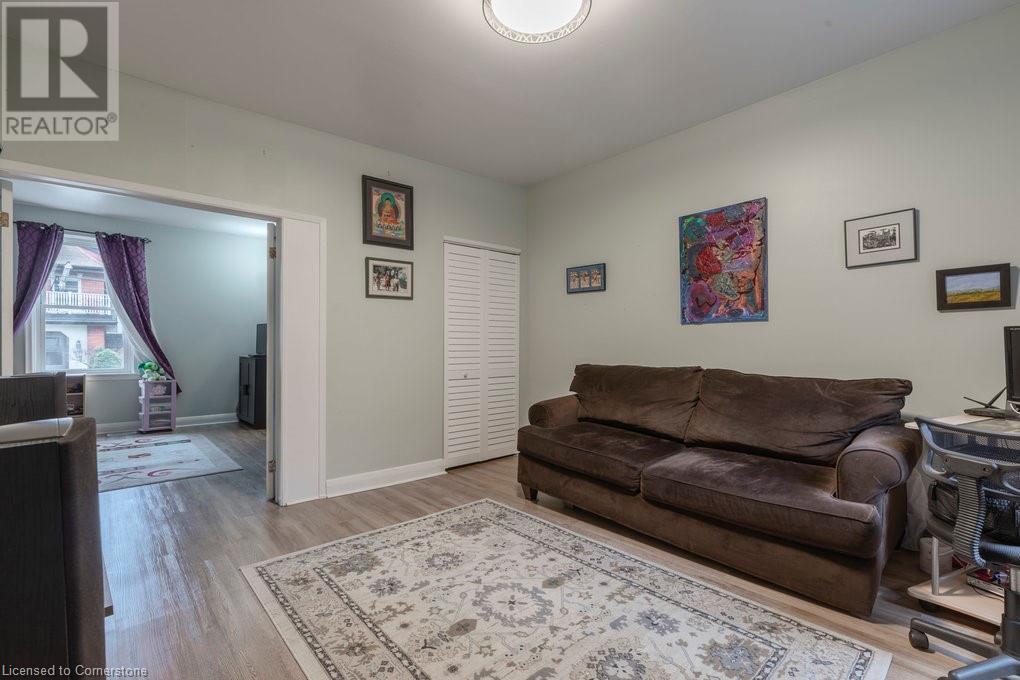 196 Bold Street, Hamilton, Ontario  L8P 1V6 - Photo 13 - 40729280