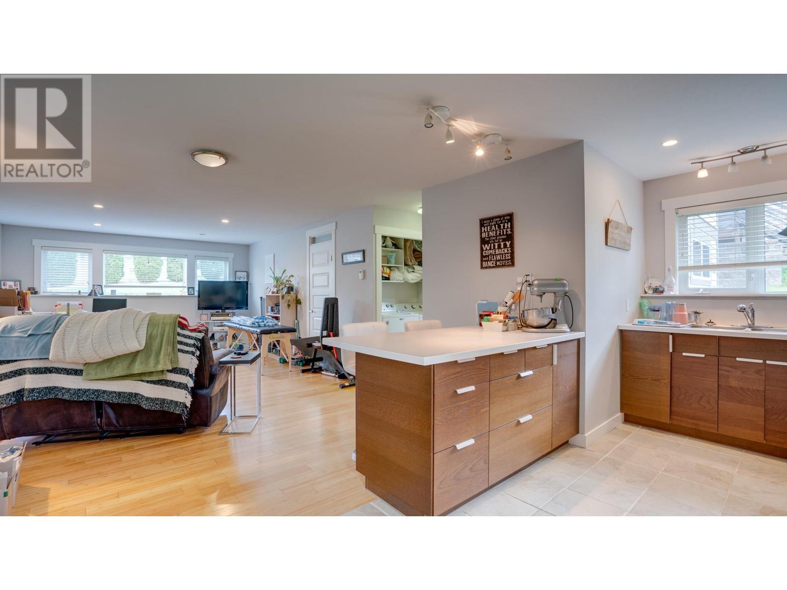 1920 36th Street Ne, Salmon Arm, British Columbia  V1E 2Z2 - Photo 40 - 10344083