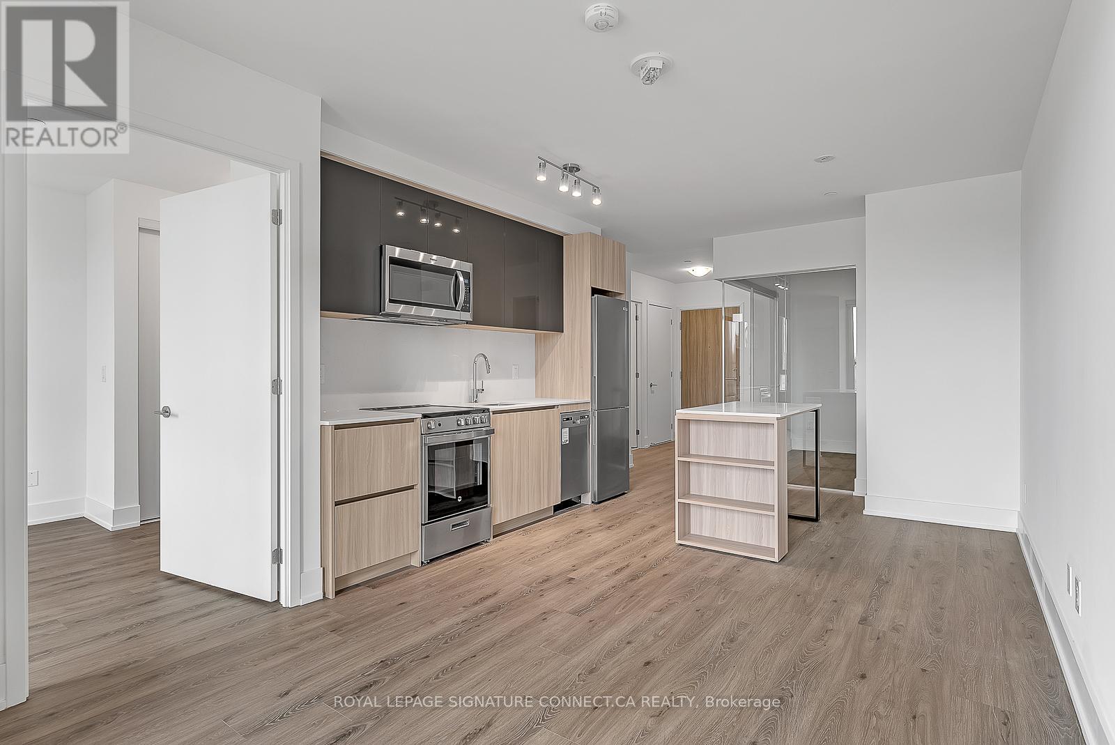 325 - 3100 Keele Street, Toronto, Ontario  M3M 2H4 - Photo 10 - W12151240