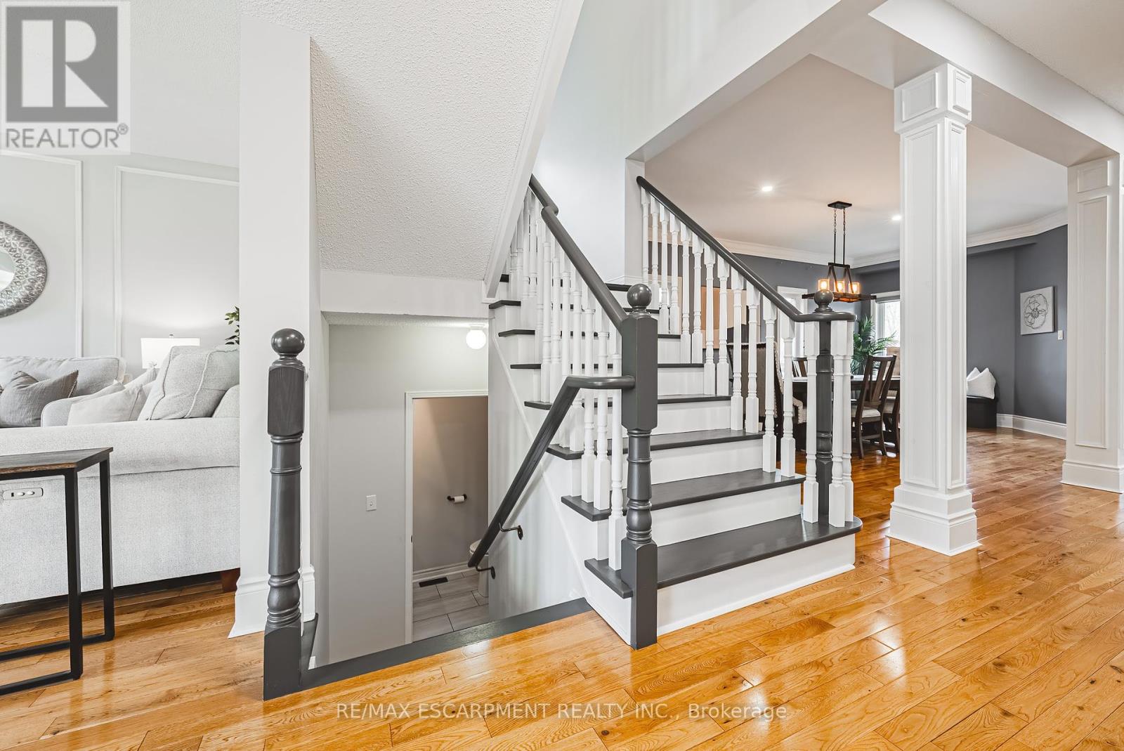 2170 Coldwater Street, Burlington, Ontario  L7L 7K5 - Photo 19 - W12151241