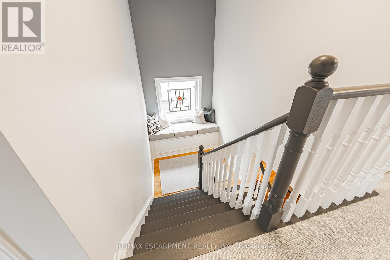 2170 Coldwater Street, Burlington, Ontario  L7L 7K5 - Photo 20 - W12151241
