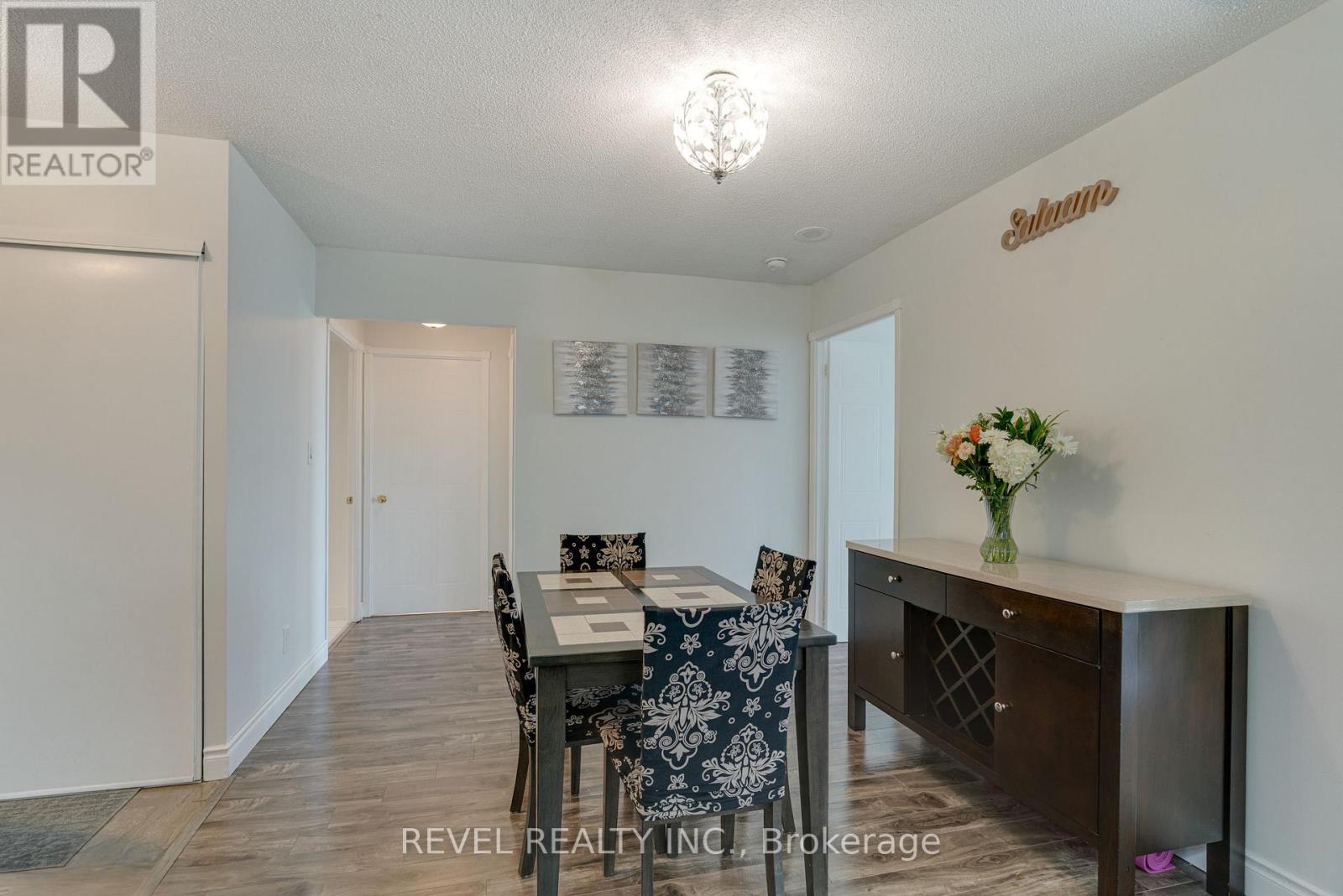 713 - 135 Hillcrest Avenue, Mississauga, Ontario  L5B 4B1 - Photo 11 - W12151301