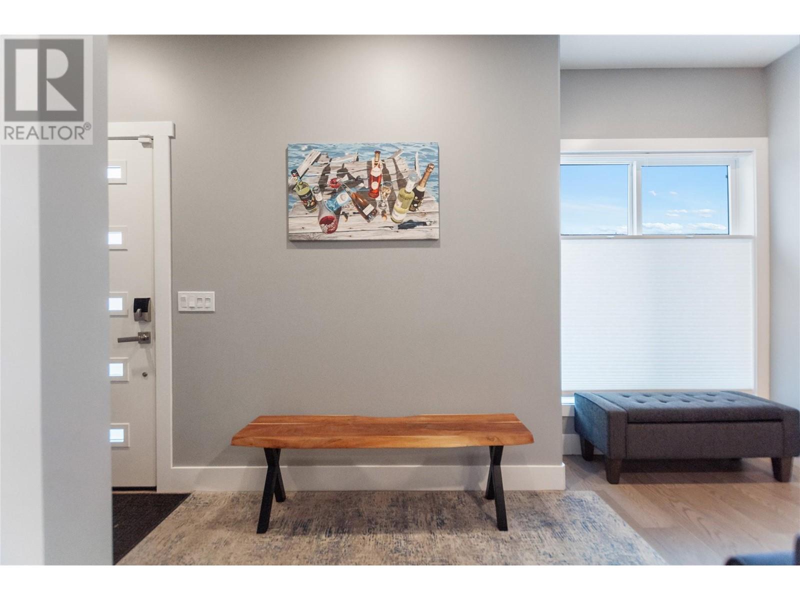 1087 Dynes Avenue Unit# 102, Penticton, British Columbia  V2A 1E9 - Photo 3 - 10348151