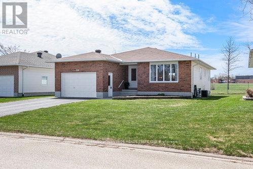 Property at 254 GLENWOOD CRESCENT image 3