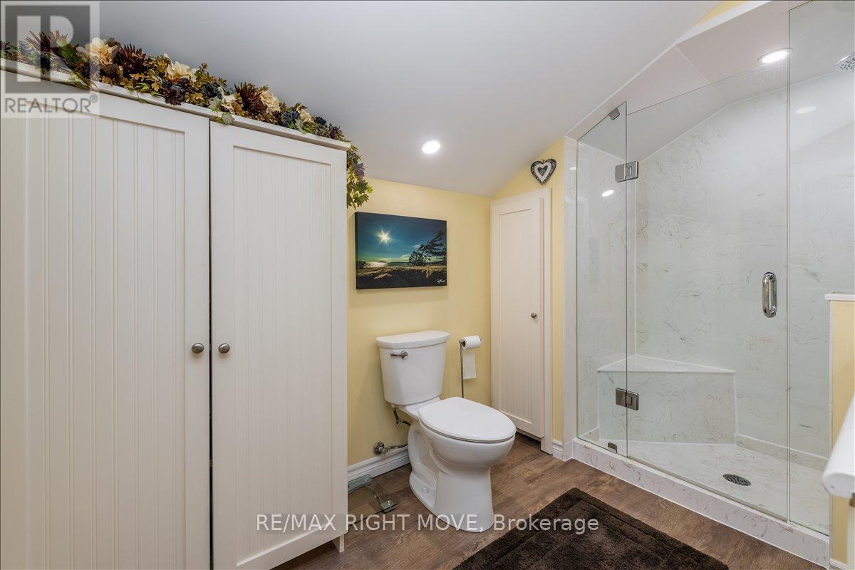 1032 Cowbell Lane, Gravenhurst, Ontario  P0E 1N0 - Photo 25 - X12151269