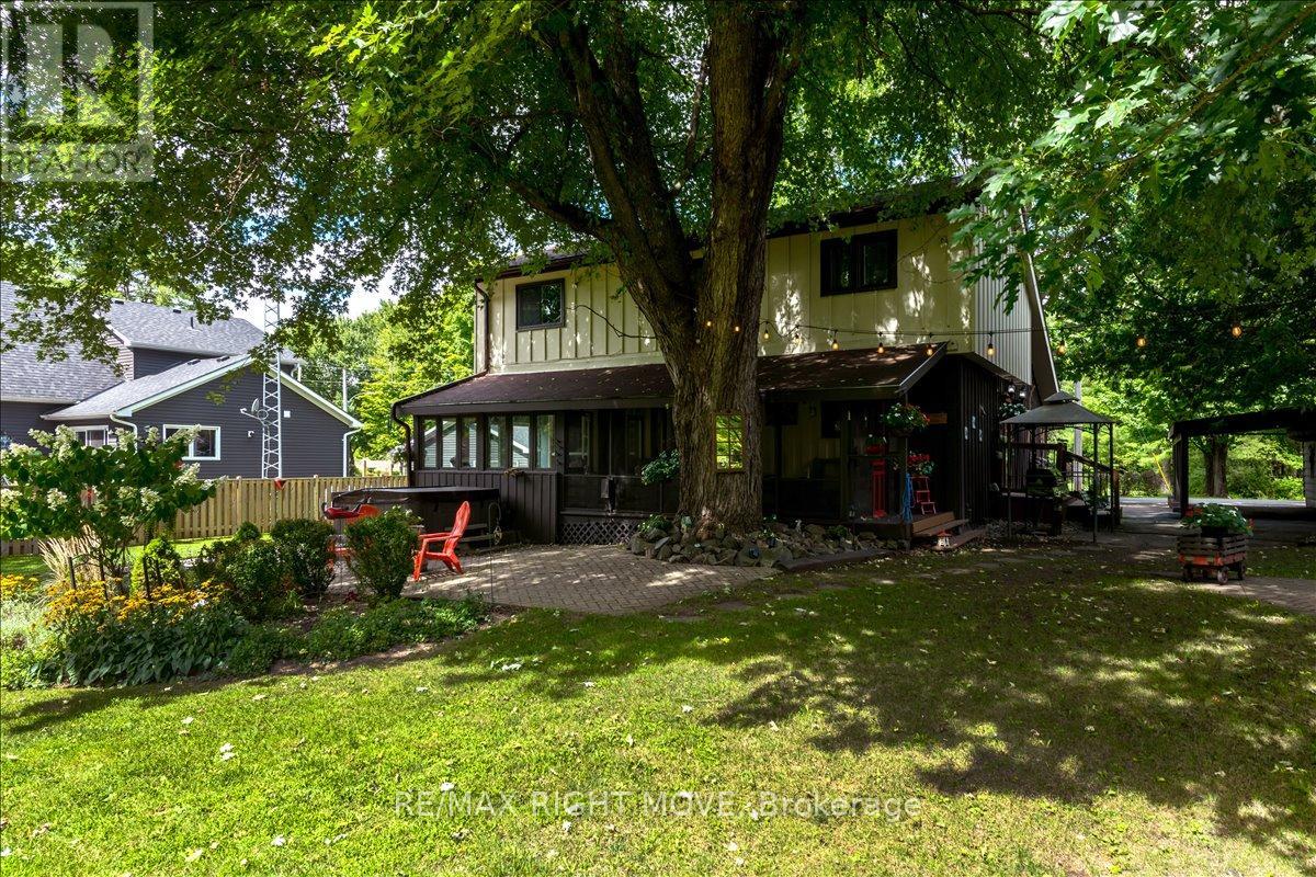 1032 Cowbell Lane, Gravenhurst, Ontario  P0E 1N0 - Photo 31 - X12151269