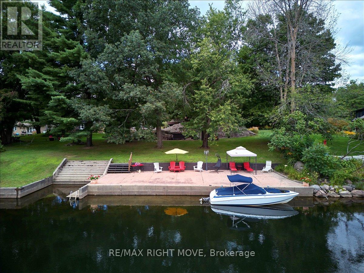 1032 Cowbell Lane, Gravenhurst, Ontario  P0E 1N0 - Photo 44 - X12151269
