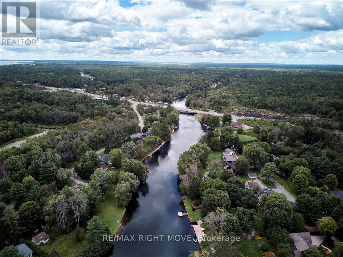 1032 Cowbell Lane, Gravenhurst, Ontario  P0E 1N0 - Photo 46 - X12151269