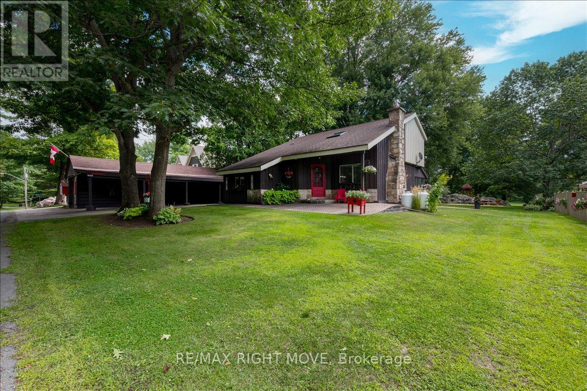 1032 Cowbell Lane, Gravenhurst, Ontario  P0E 1N0 - Photo 48 - X12151269
