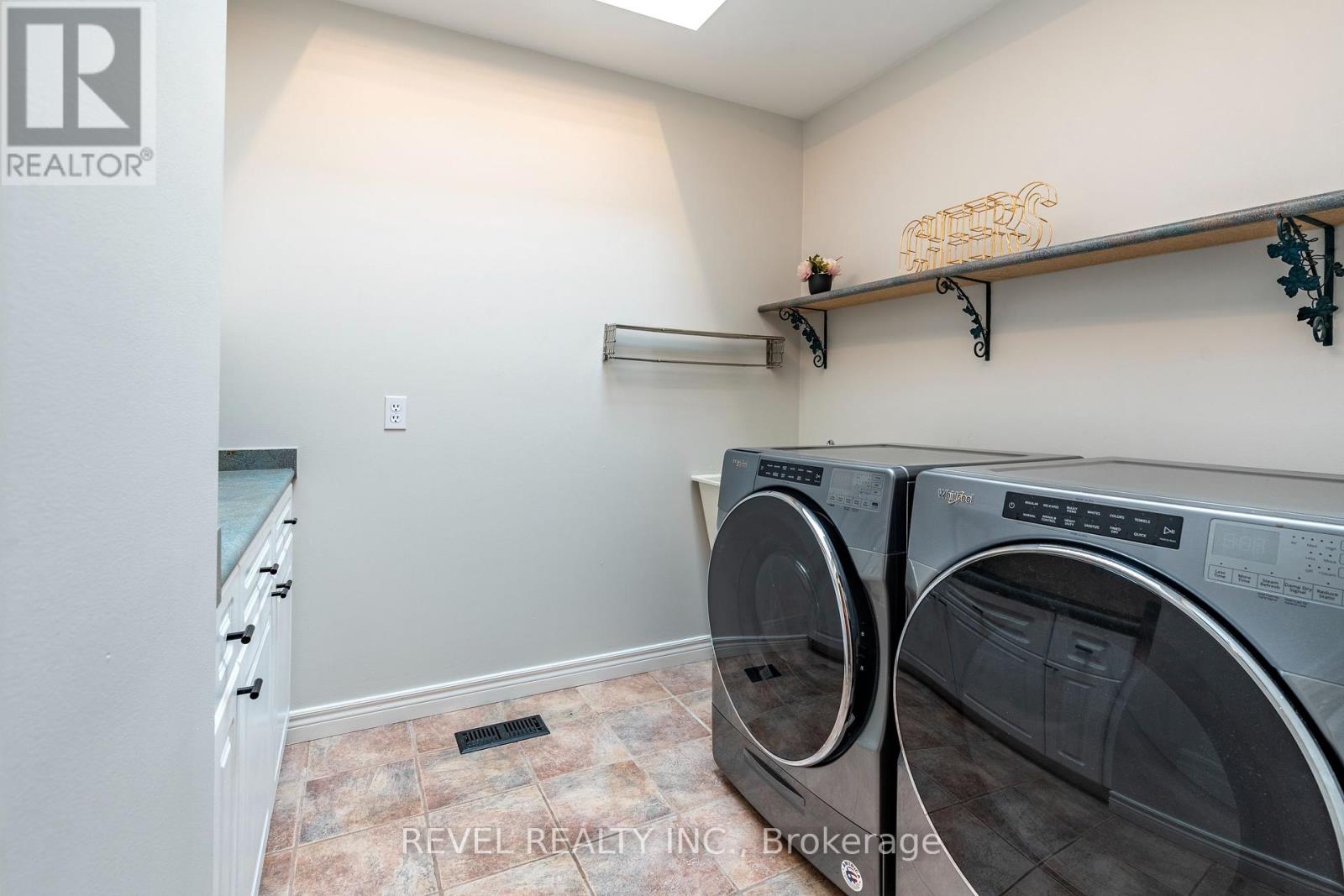 632 Bayhampton Crescent, Waterloo, Ontario  N2K 3N9 - Photo 26 - X12151303