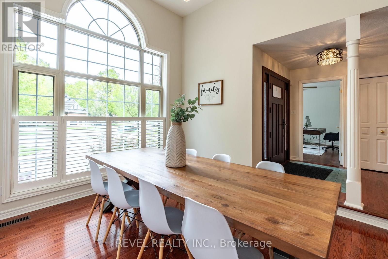 632 Bayhampton Crescent, Waterloo, Ontario  N2K 3N9 - Photo 8 - X12151303