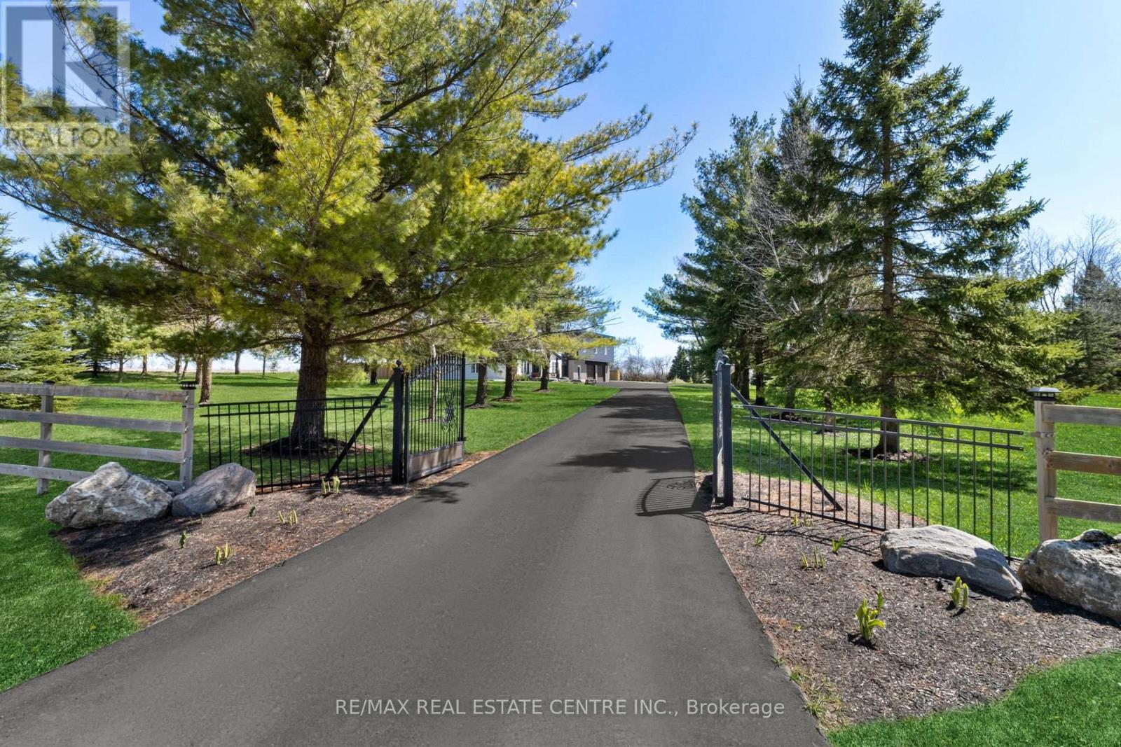 514369 2nd Line, Amaranth, Ontario  L9W 2Z1 - Photo 2 - X12151321