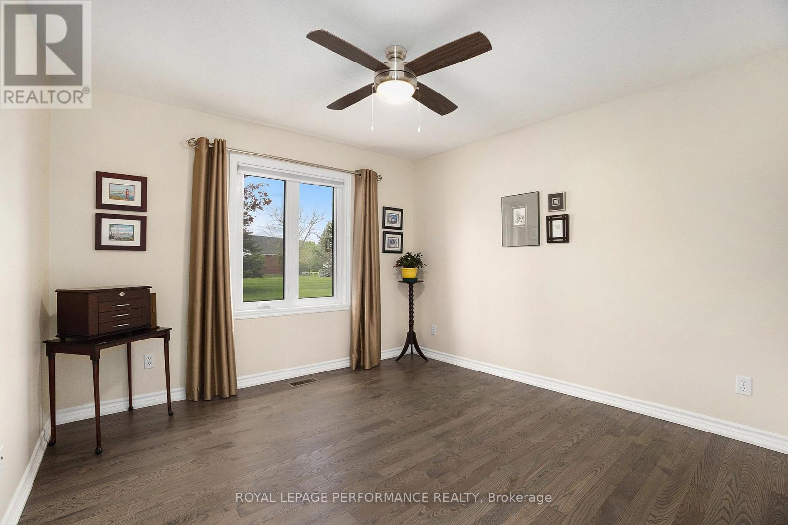284 Tremblay Crescent, Russell, Ontario  K4R 1G3 - Photo 19 - X12151353