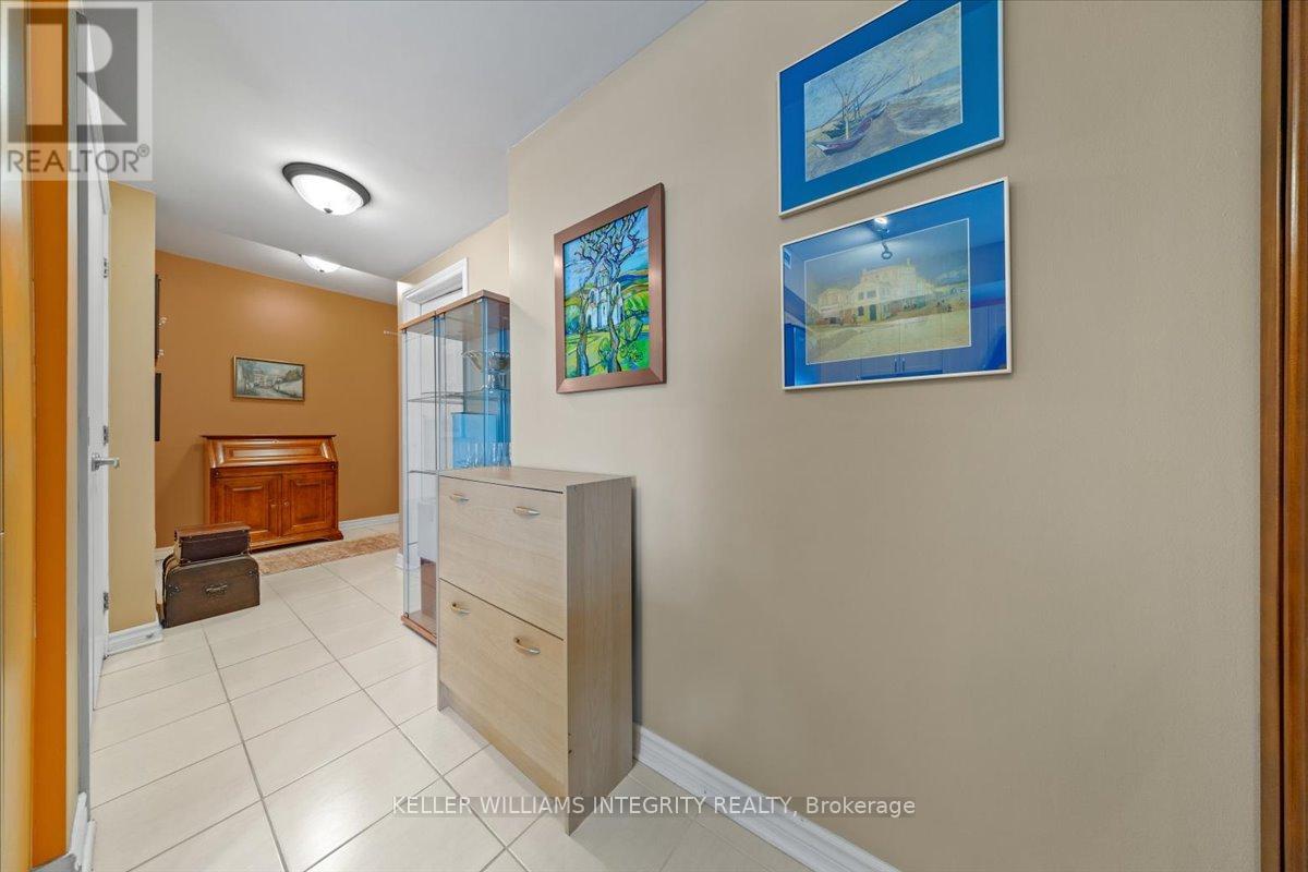 1604 - 70 Landry Street, Ottawa, Ontario  K1L 0A8 - Photo 8 - X12151354