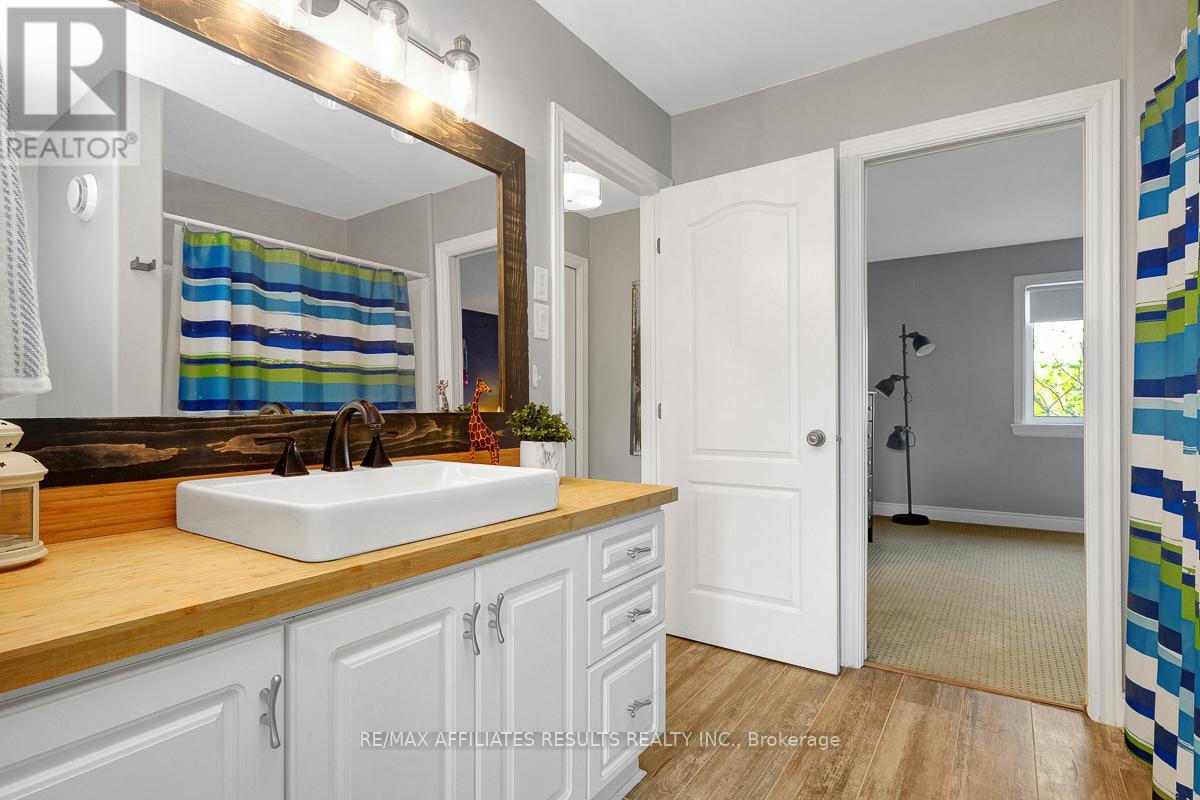 117 Scottwood Grove, Ottawa, Ontario  K0A 1T0 - Photo 32 - X12151380