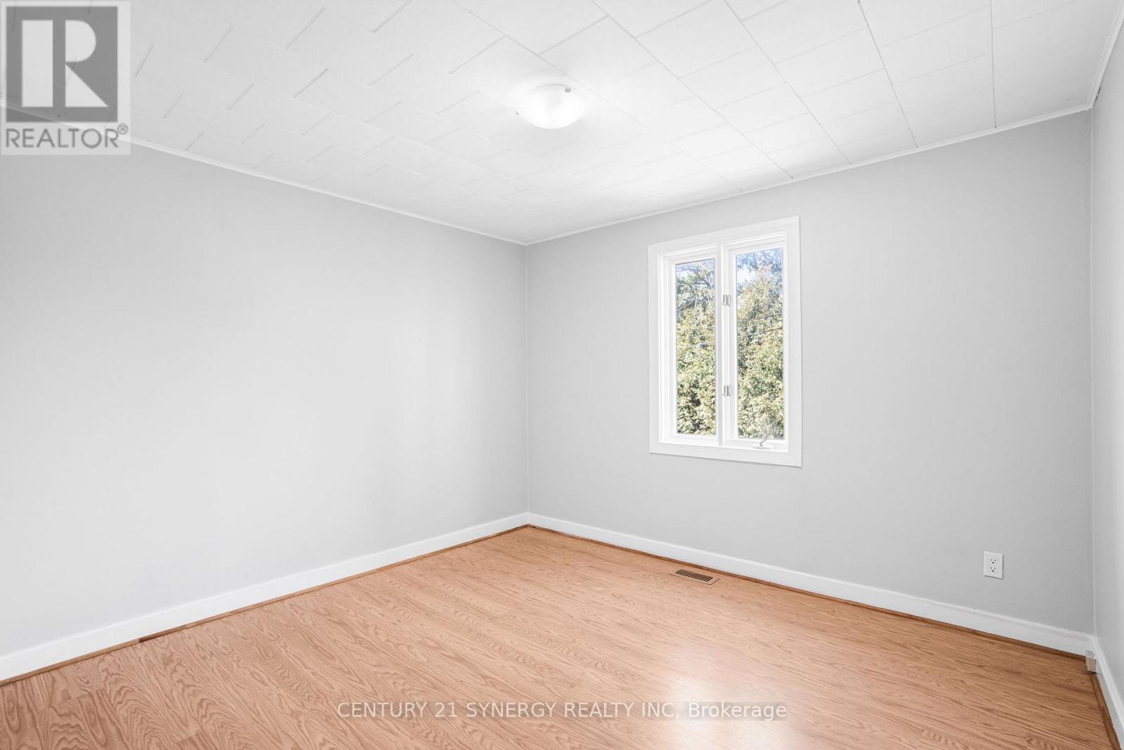14 Johnwoods Street, Ottawa, Ontario  K2S 1B9 - Photo 11 - X12151397
