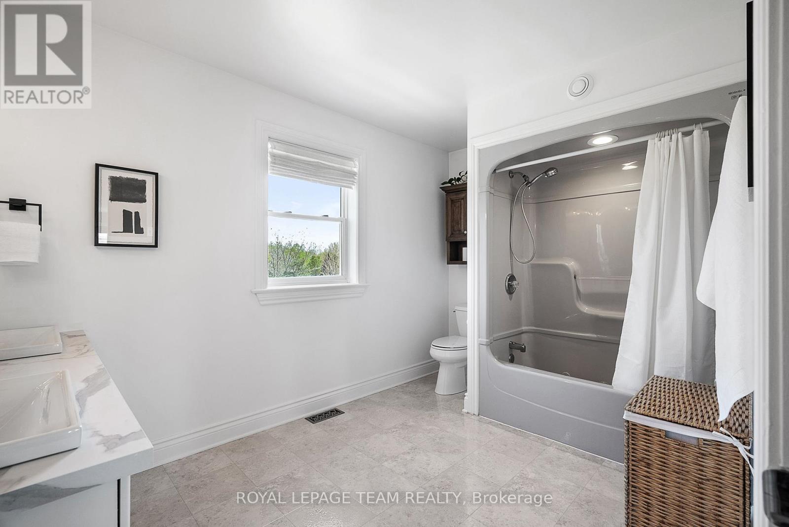 27 Empress Drive, North Grenville, Ontario  K0G 1J0 - Photo 25 - X12151410