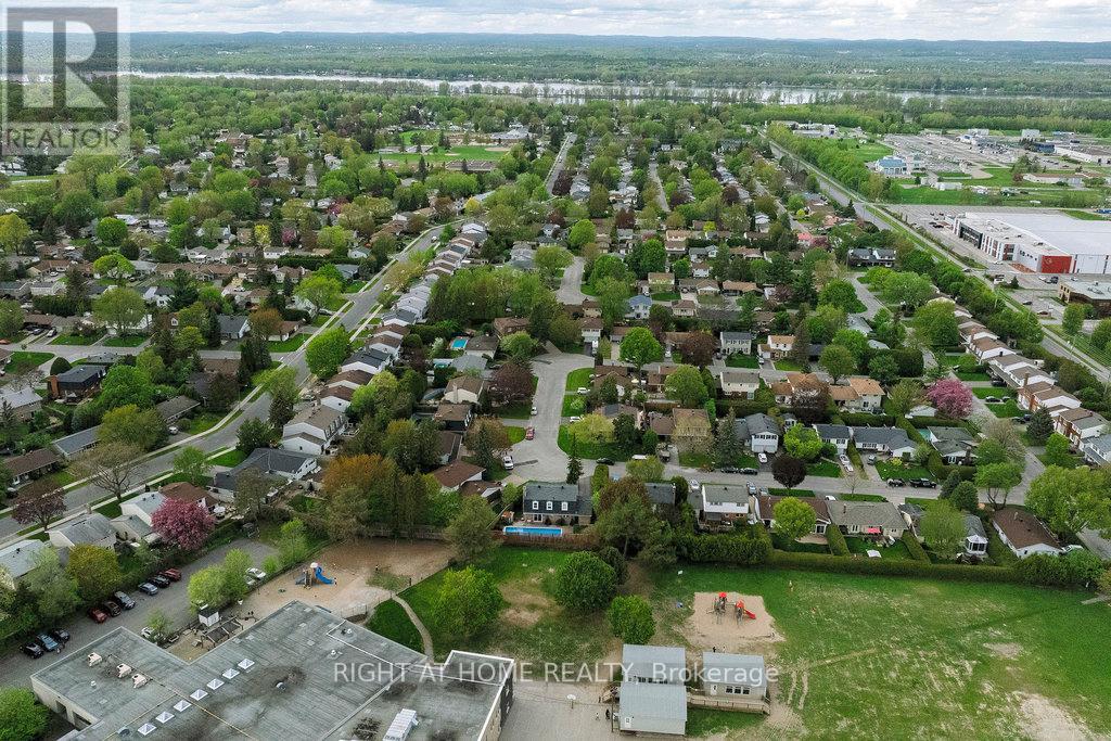 2194 Hamelin Crescent, Ottawa, Ontario  K1J 6L1 - Photo 25 - X12151414