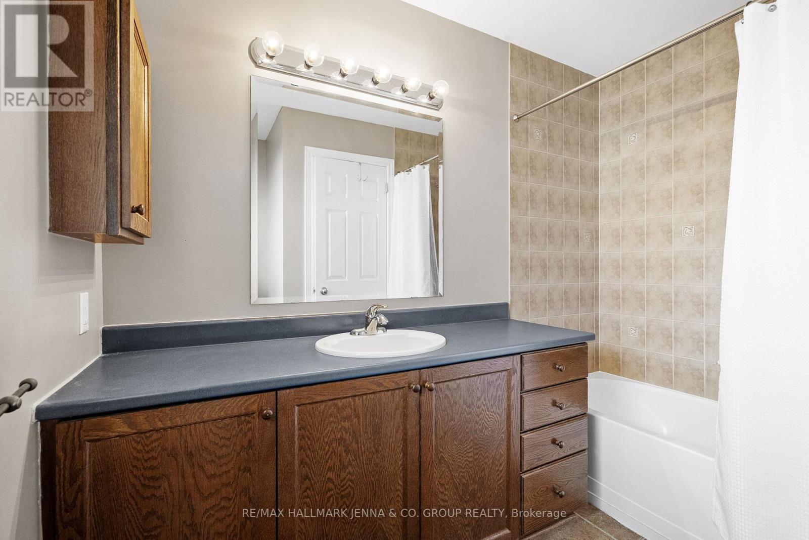 277 Catamount Court, Ottawa, Ontario  K2M 0A9 - Photo 23 - X12151420