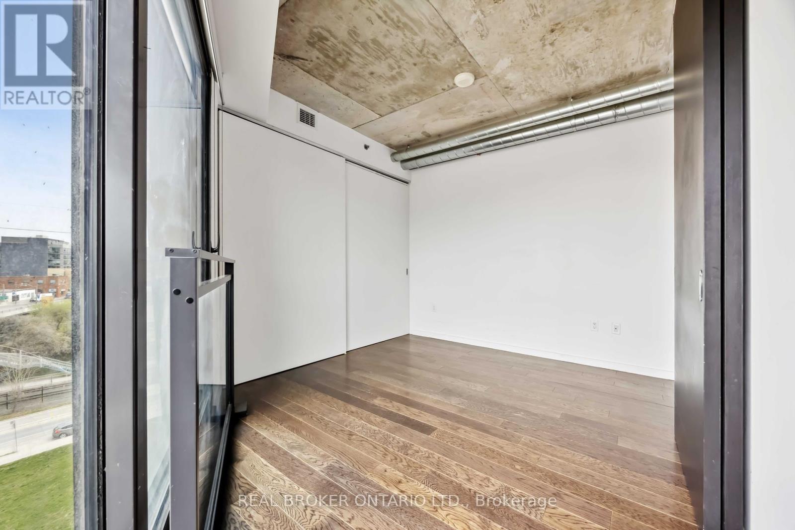 603 - 51 Trolley Crescent, Toronto, Ontario  M5A 0E9 - Photo 24 - C12113239