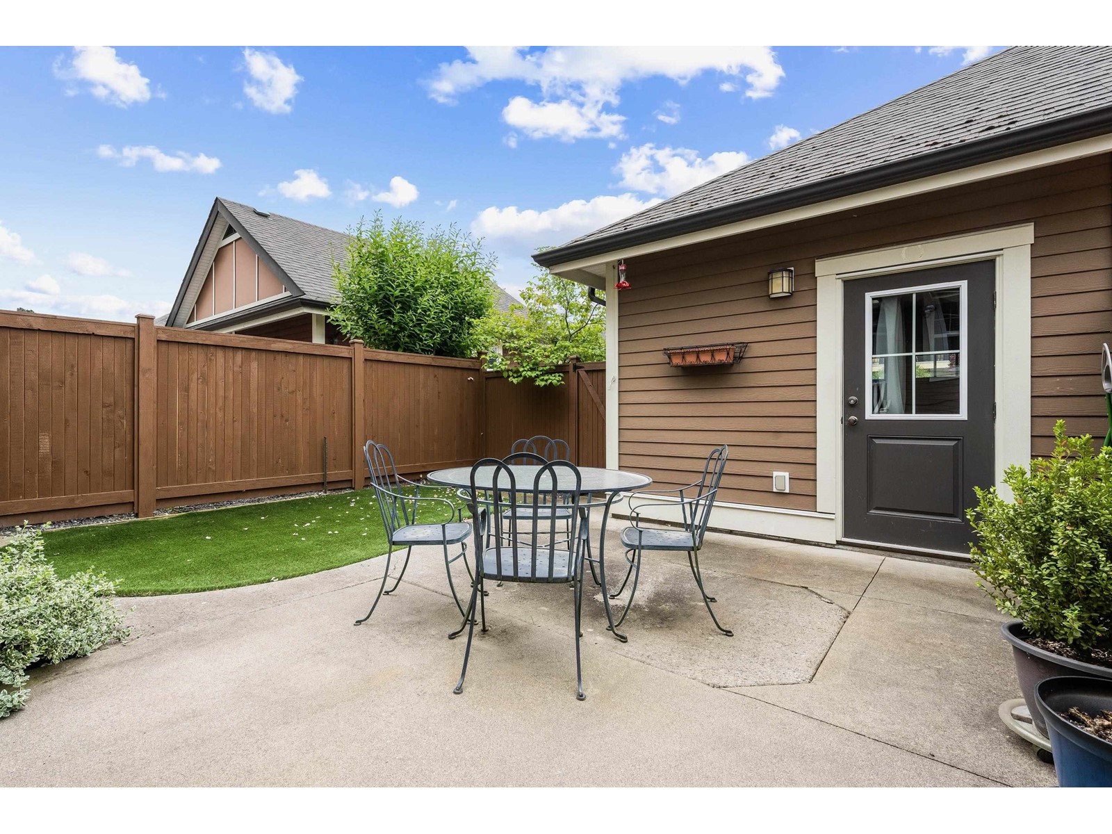 5627 Sappers Way, Garrison Crossing, Chilliwack, British Columbia  V2R 0S2 - Photo 33 - R3003289
