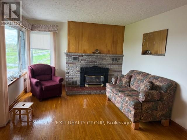 526 Hoards Road, Stirling-Rawdon, Ontario  K0K 3E0 - Photo 15 - X12108514