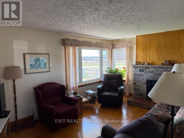526 Hoards Road, Stirling-Rawdon, Ontario  K0K 3E0 - Photo 16 - X12108514