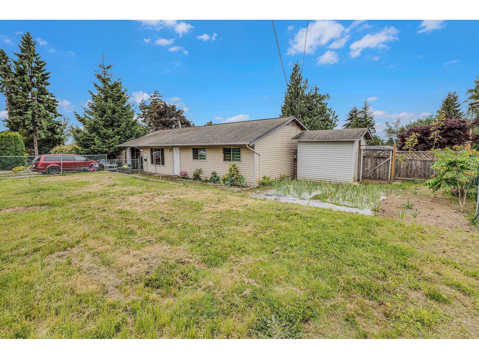 7955 Hurd Street, Mission, British Columbia  V2V 3J7 - Photo 12 - R3002487