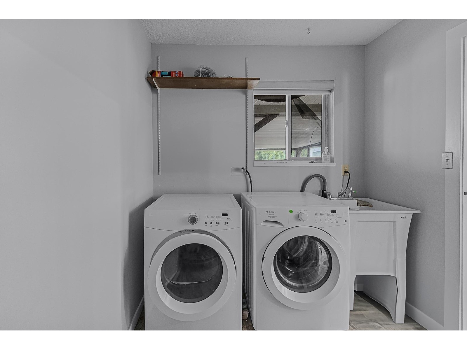 7955 Hurd Street, Mission, British Columbia  V2V 3J7 - Photo 11 - R3002487