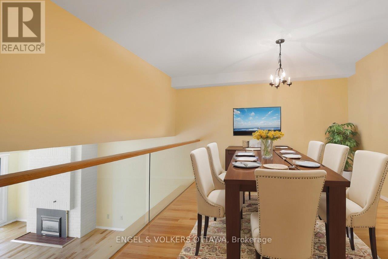 35 - 35 Belvedere Crescent, Ottawa, Ontario  K1M 0E5 - Photo 13 - X12150759