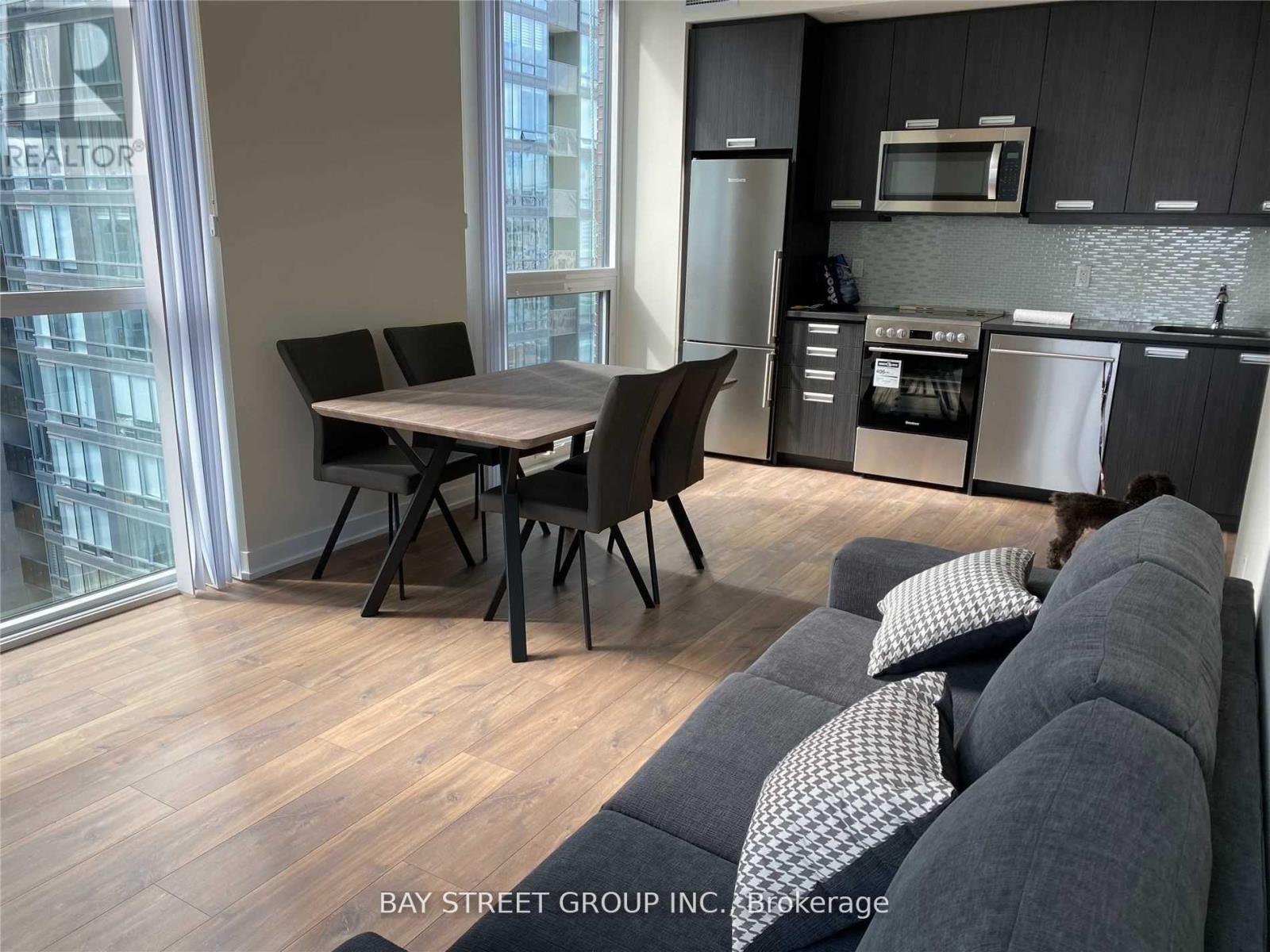 1904 - 99 John Street, Toronto, Ontario  M5V 0S6 - Photo 4 - C12151385
