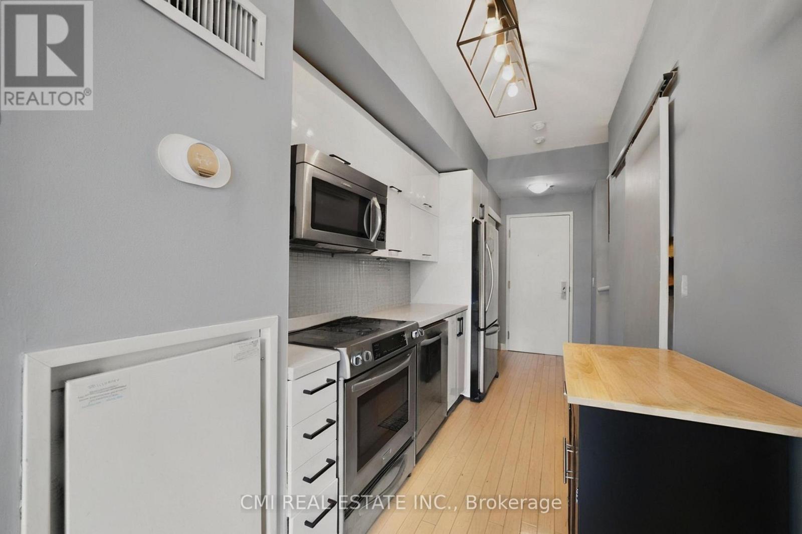 Lph30 - 21 Nelson Street, Toronto, Ontario  M5V 3H9 - Photo 6 - C12151467