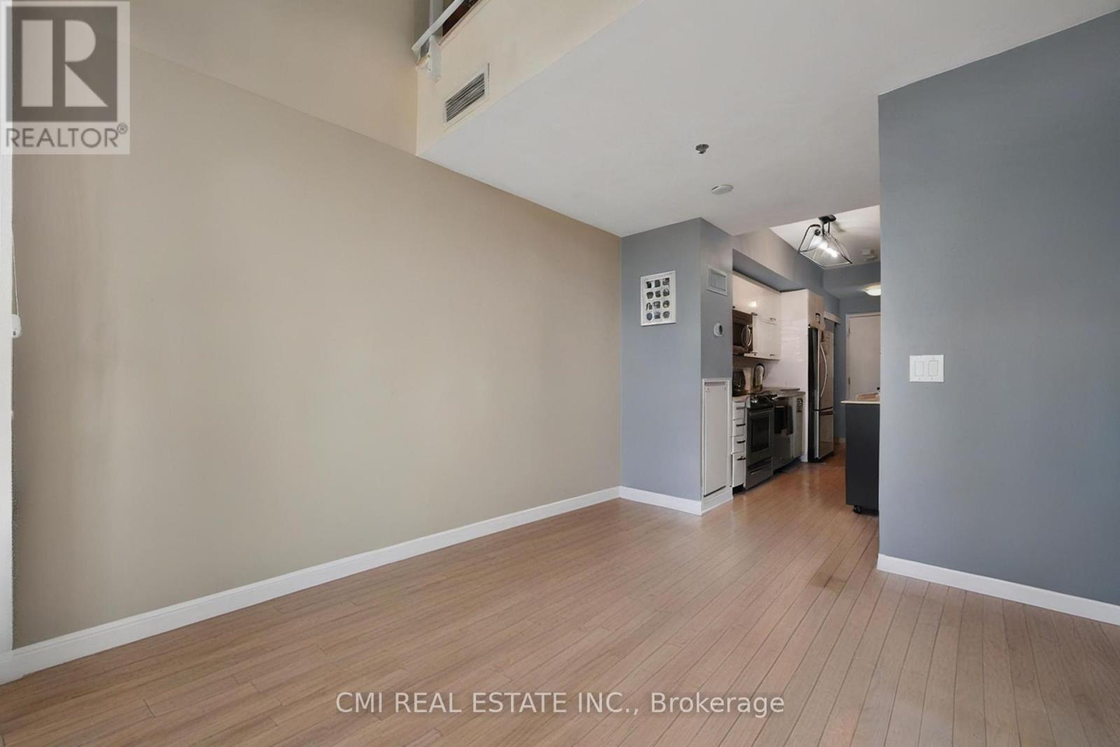 Lph30 - 21 Nelson Street, Toronto, Ontario  M5V 3H9 - Photo 7 - C12151467