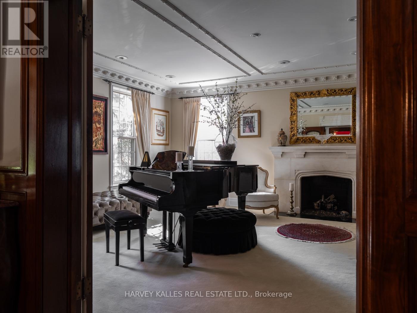 250 Warren Road, Toronto, Ontario  M4V 2S8 - Photo 6 - C12151502