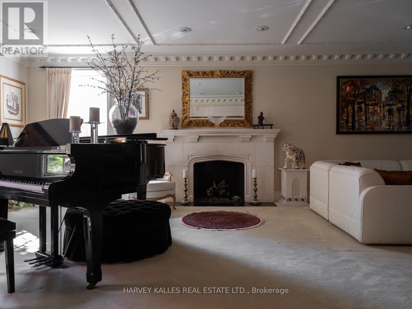 250 Warren Road, Toronto, Ontario  M4V 2S8 - Photo 7 - C12151502