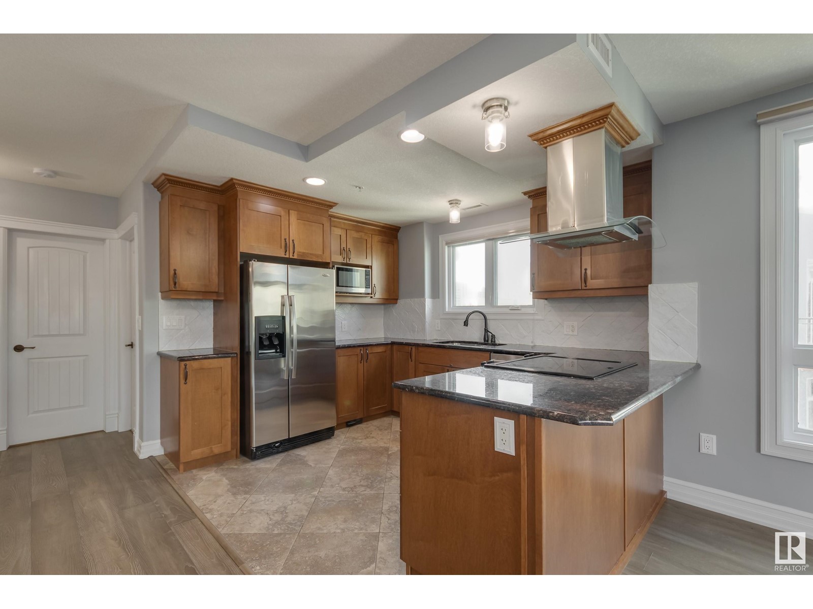 #410 10142 111 St Nw, Edmonton, Alberta  T5K 1K6 - Photo 10 - E4436660