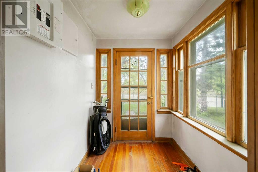 Property at 88 Haliburton Crescent image 4