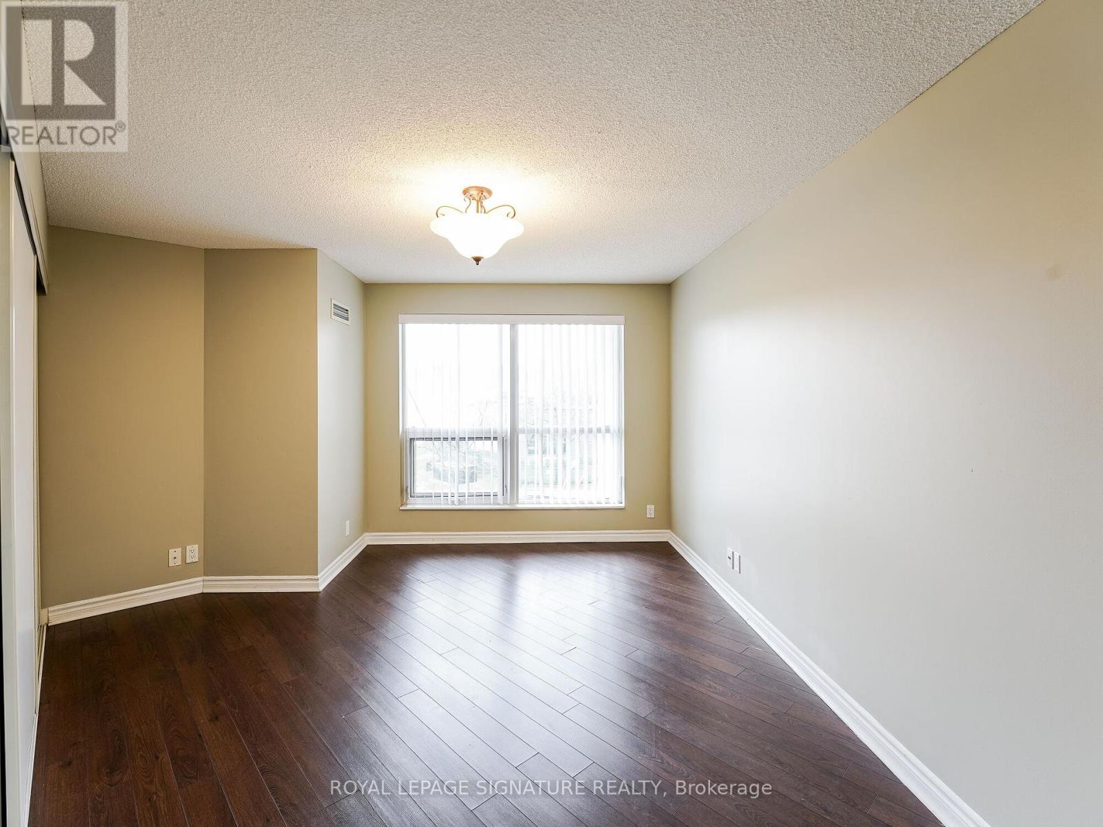 201 - 18 Harding Boulevard, Richmond Hill, Ontario  L4C 0T3 - Photo 28 - N12151500